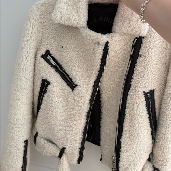 Moose Knuckles Teddy Biker Jacket – Like New - Picture 4 of 10
